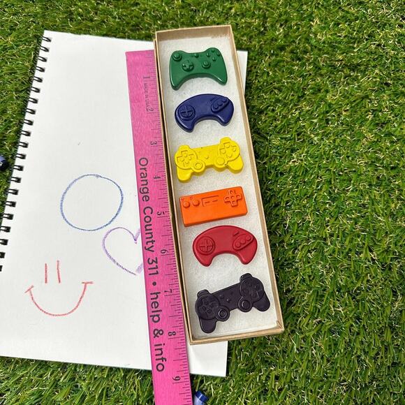 2/$24 Video Game Controllers Crayons (6) Kids Girls Boys Gender Neutral Gamer - Picture 8 of 11